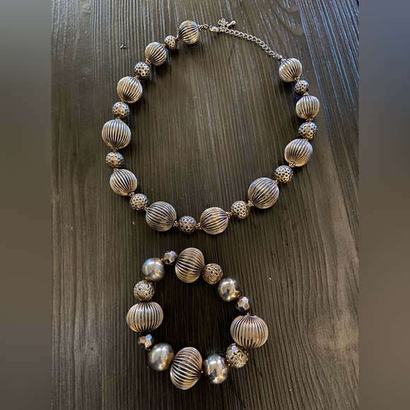 Jewelry - Gold Tone Beaded Necklace and Bracelet Set